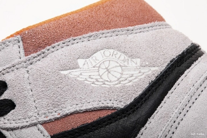 Grey Crimson 1 Black 555088-018 Air Jordan 1102